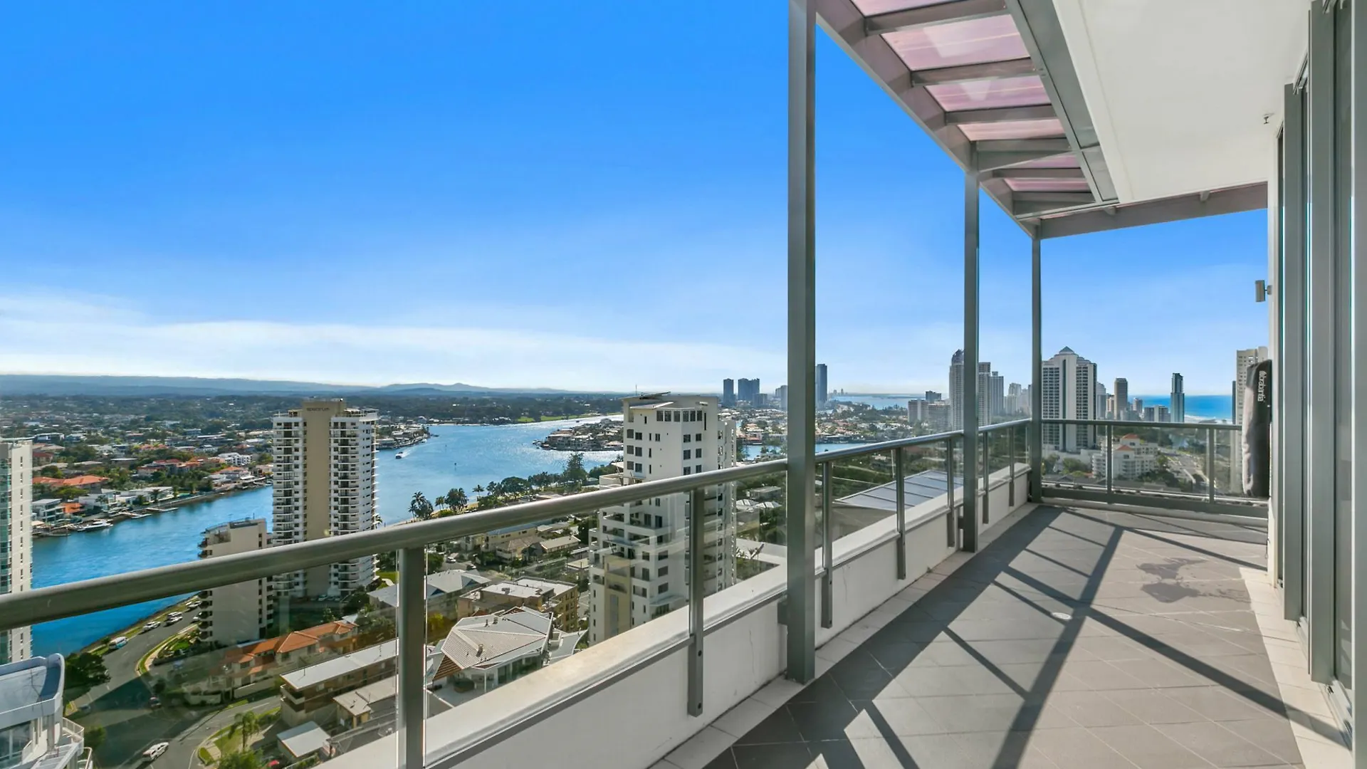 Solaire Apartments Gold Coast 4*,